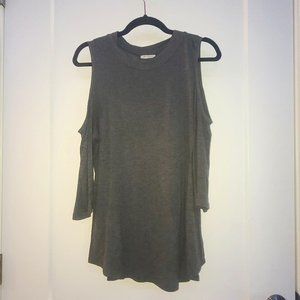 FREE KISSES Cold–Shoulder Blouse